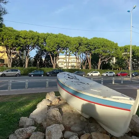 Le Seven, Avec Piscine En Front De *